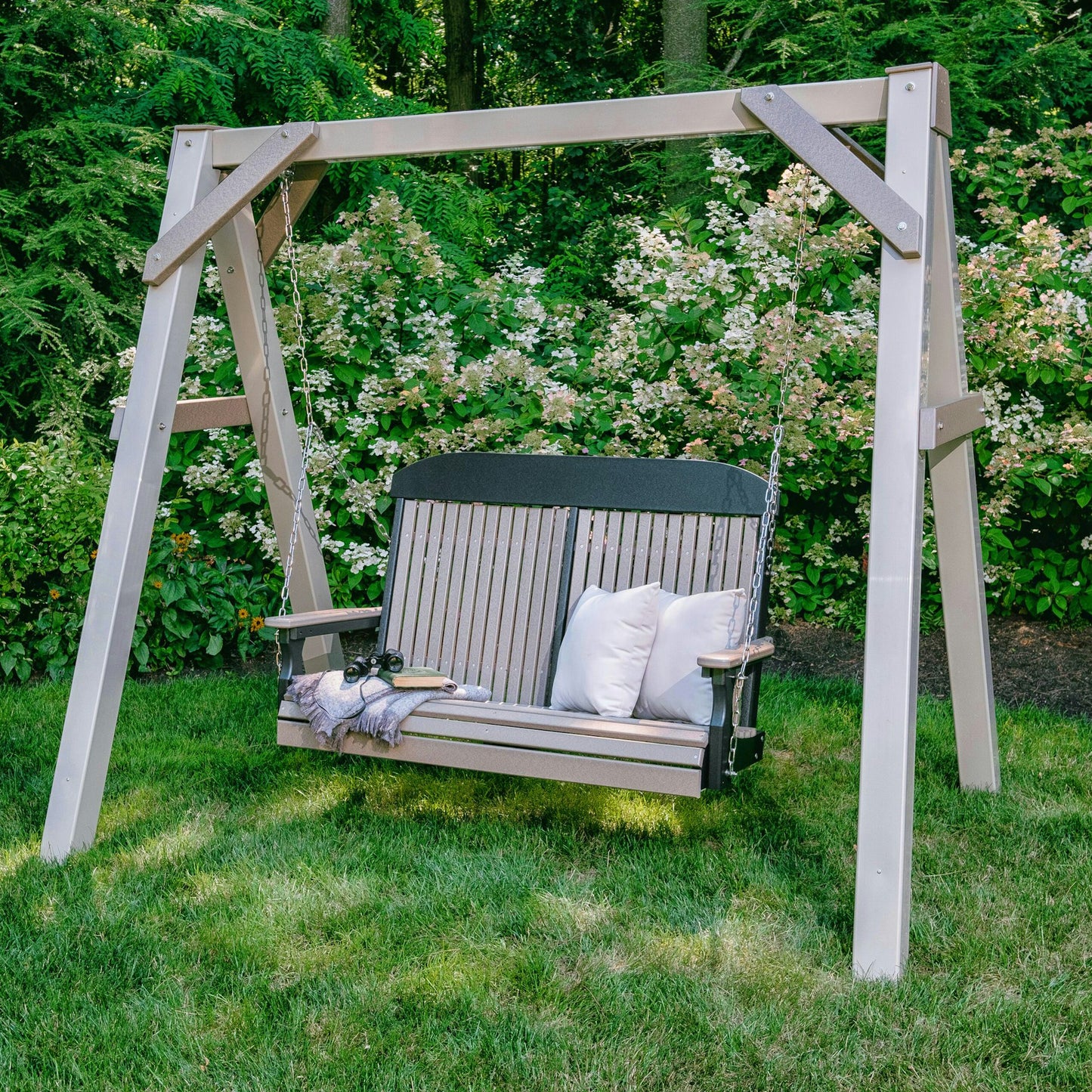 LuxCraft 4' Classic Swing