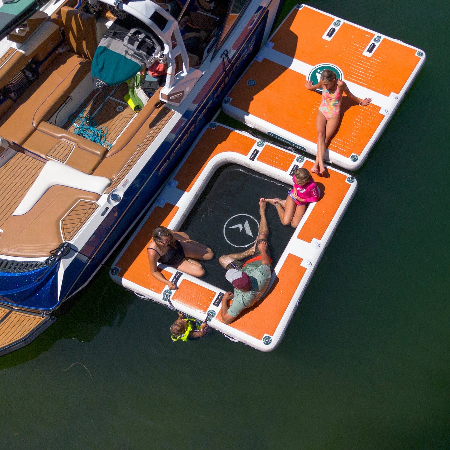 Further Customs 778 Avalon Dock