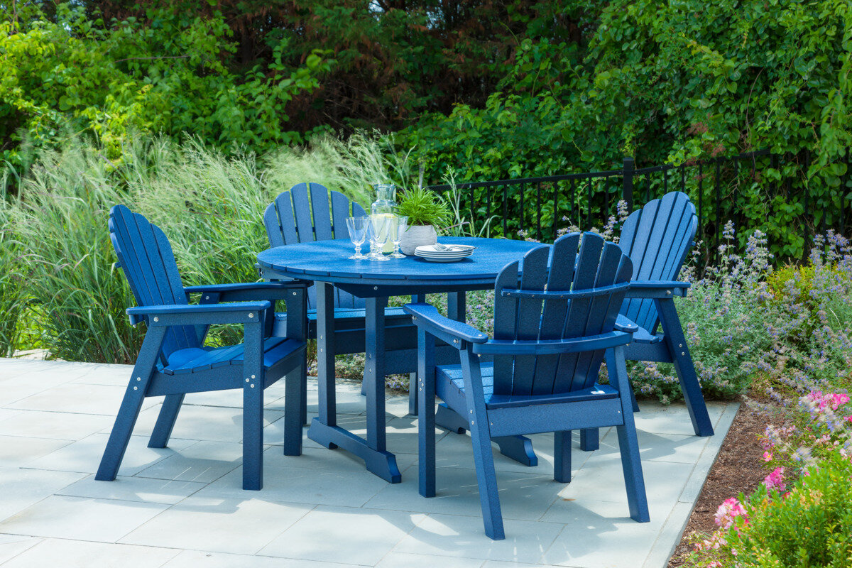 Seaside Casual Salem Round Dining Table 4'