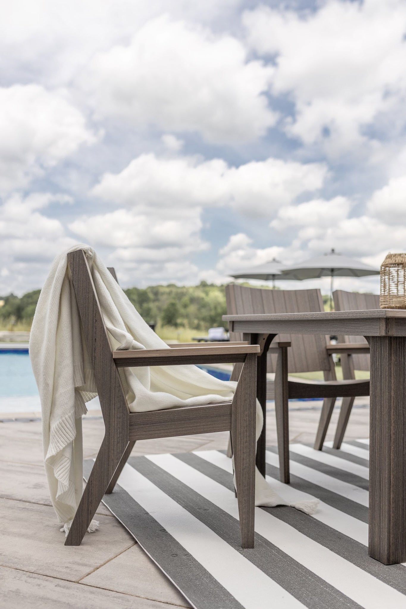 Berlin Gardens Mayhew Chat Chair