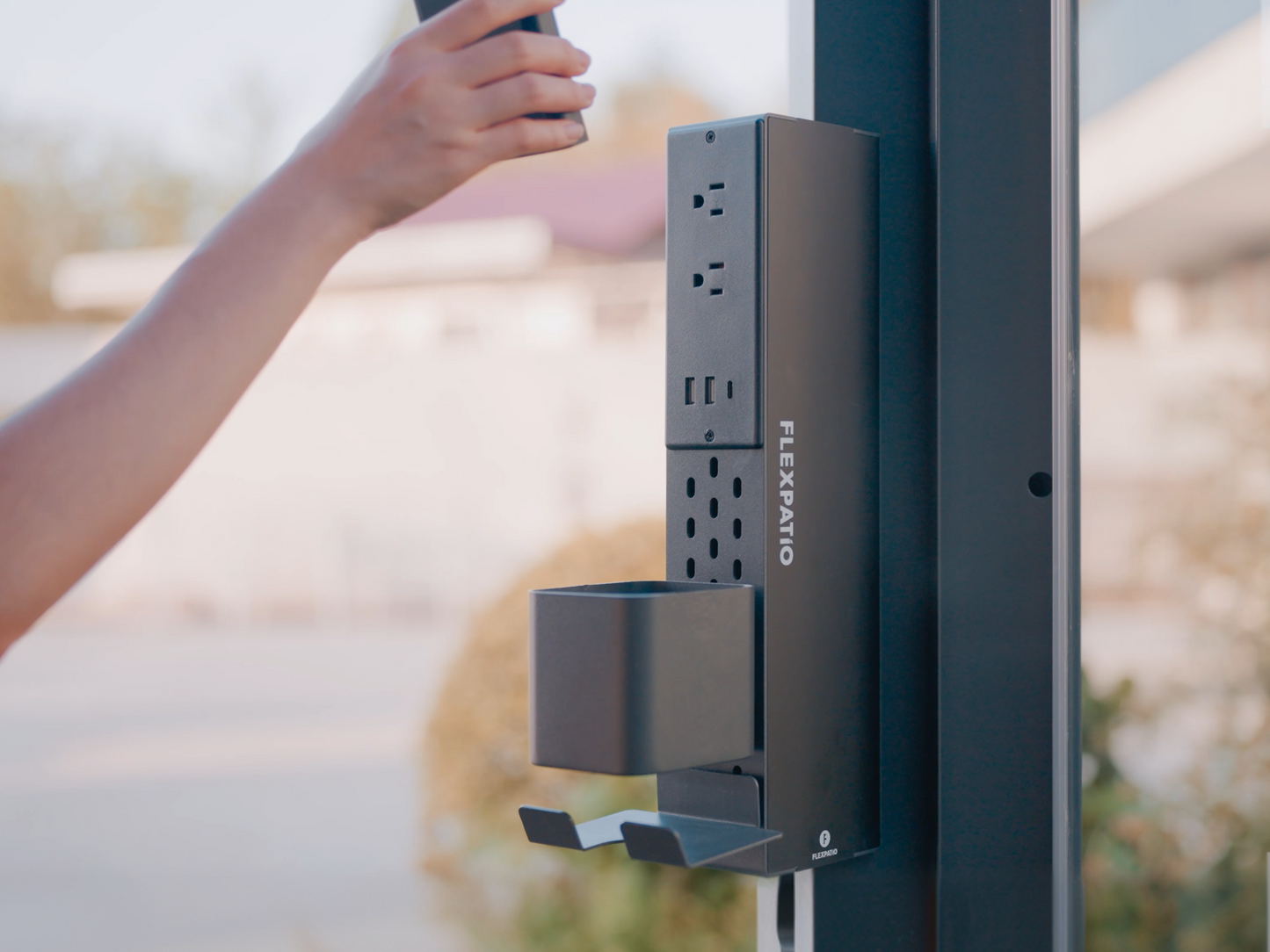 FlexPatio FlexPatio Post Power Outlet – Gen 2