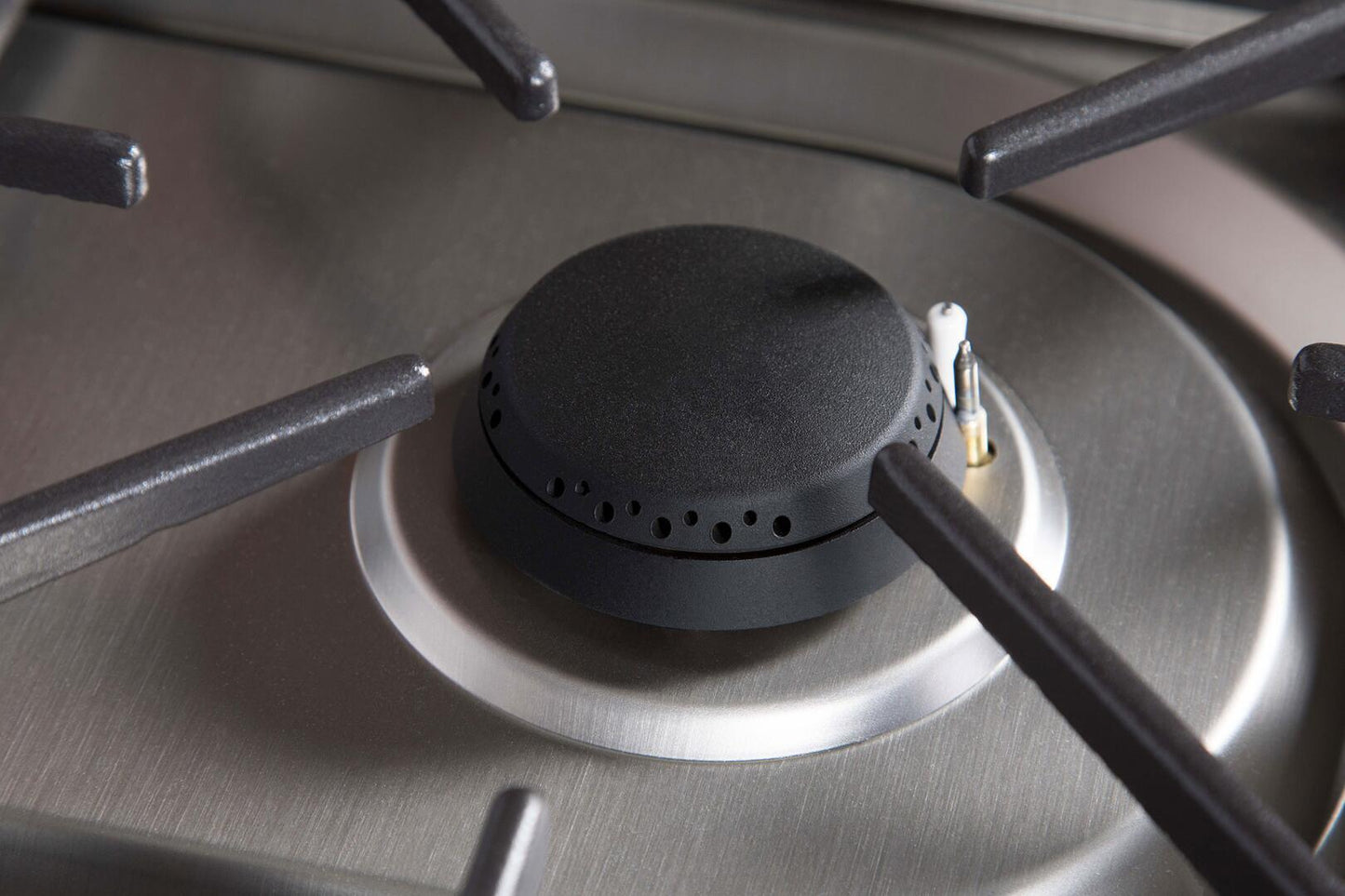 ILVE Majestic II 60 Inch Dual Fuel Liquid Propane Range in Glossy Black with Bronze Trim UM15FDNS3BKBLP