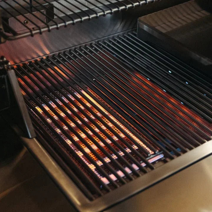 American Made Grills Freestanding Estate - 36" Gas Grill