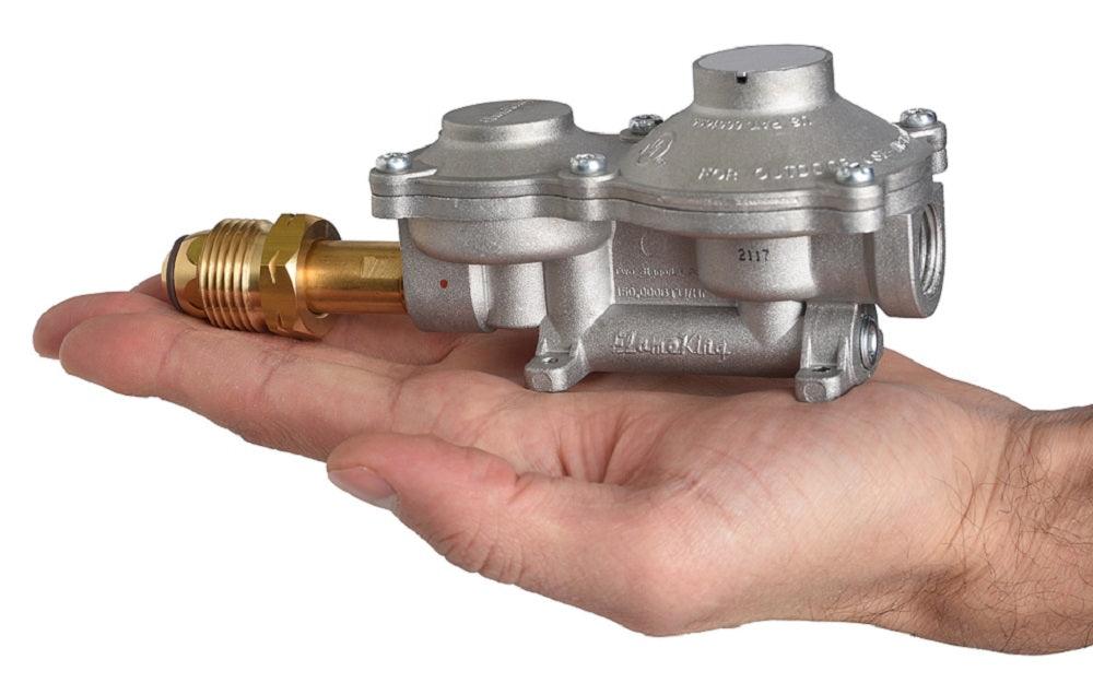 Flame King 2-Stage 160,000 BTU Propane LP Horizontal Super Compact Regulator