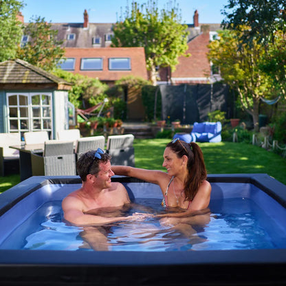 Wave Garda | 4/6-Person Eco Foam Hot Tub | Built-In Integrated Heater