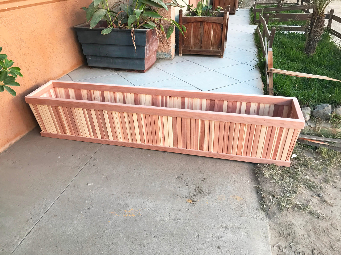 Best Redwood San Clemente Tapered Redwood Planter Box